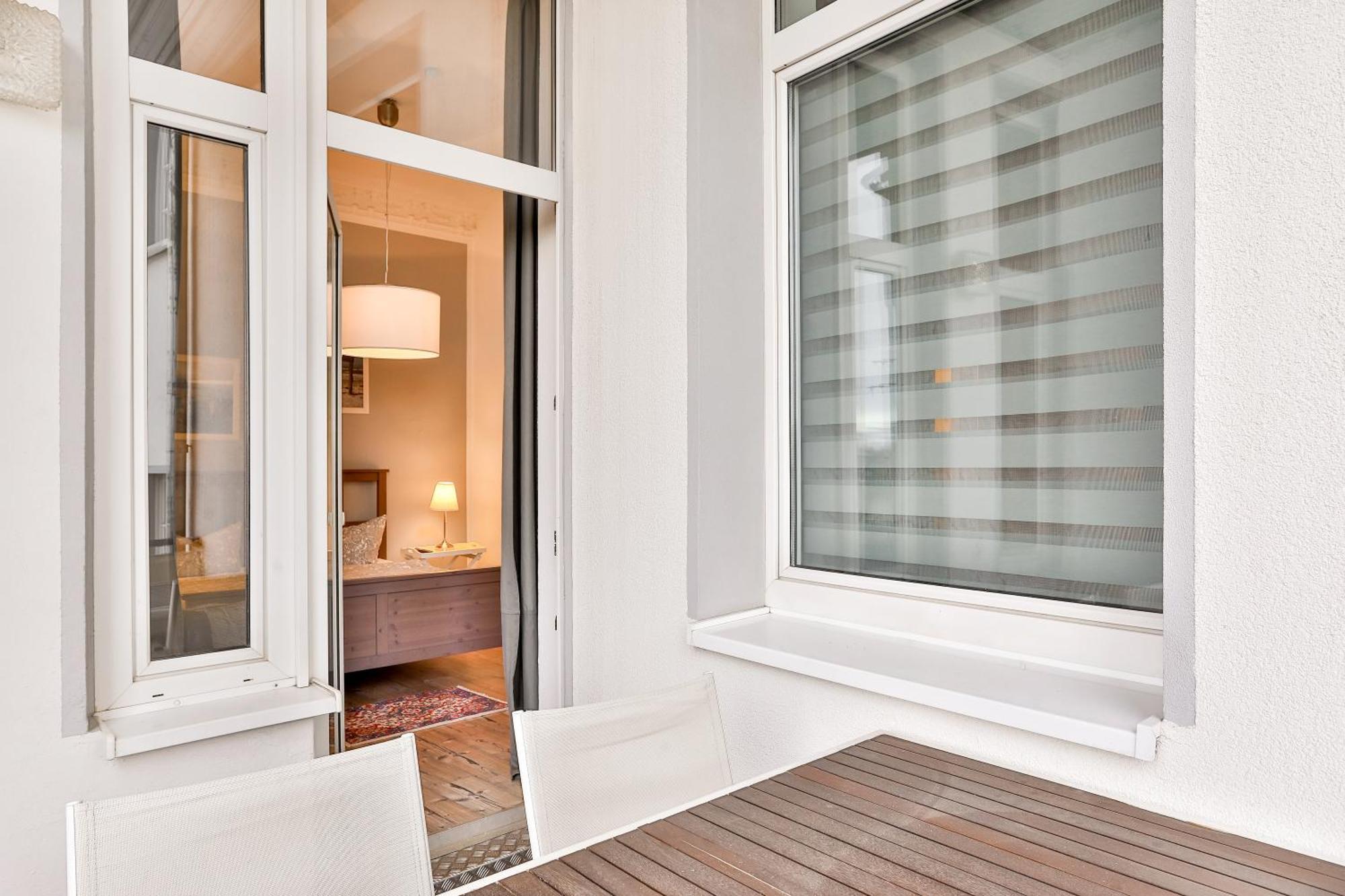 Apartments Am Bahnhof Щралзунд Стая снимка